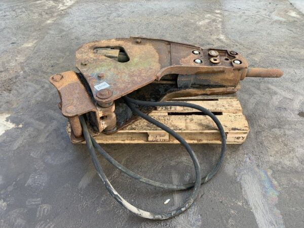 Black Hydraulic Rock Breaker c/w Chisel & Hoses