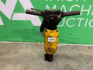 UNRESERVED 2015 Atlas Copco TEX230 Hydraulic Breaker