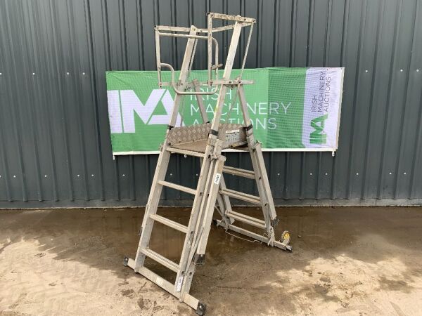 Youngman 4 To 6 Step Extendable Podium Ladder