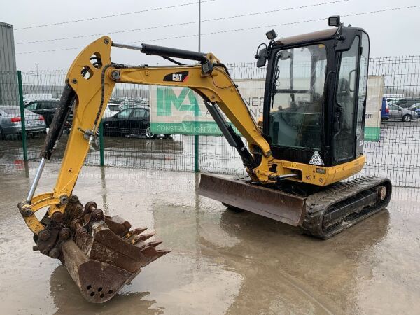 2015 Caterpillar 302.7DCR Zero Tail 2.8T Excavator