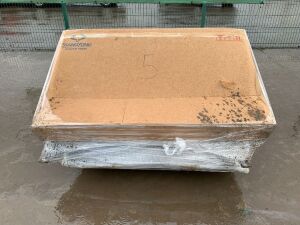 UNRESERVED Pallet Of Misc Car Parts