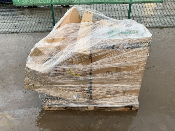 UNRESERVED Pallet Of Misc Car Parts