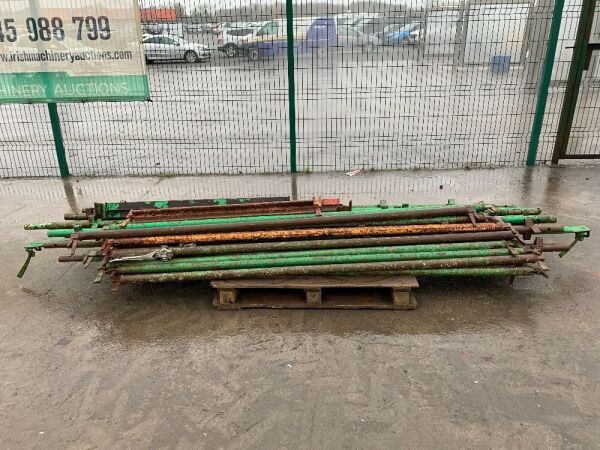 UNRESERVED Large Selection Of Scaffolding