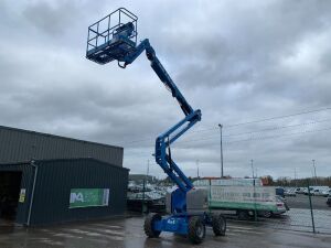 UNRESERVED 1999 Genie Z-45/25J Articulated Diesel Boom Lift