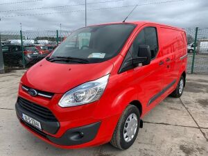 UNRESERVED 2016 Ford Transit Custom 125PS L4 LR 4DR