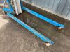 Genie SLA25 Material Lift c/w Forks - 4