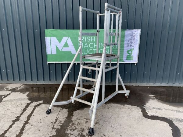 UNRESERVED Youngman 4 Step 1.2M Portable Podium Tower