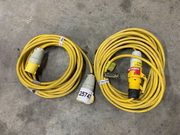 UNRESERVED 2 x 110v Extension Leads