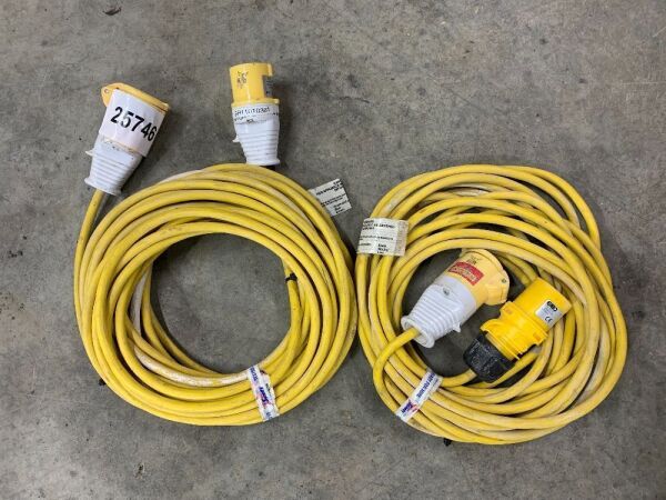 UNRESERVED 2 x 110v Extension Leads