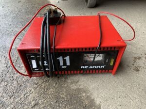 Absaar Battert Charger 11 Amp