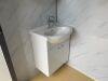 UNRESERVED/UNUSED Bastone Toilet & Shower - 17