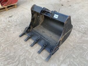 NEW/UNUSED Miller 36" Digging Bucket With Teeth (45mm Pins - 4T To 6T)