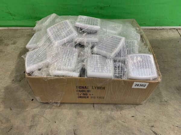 UNRESERVED Box Of 4" Vents