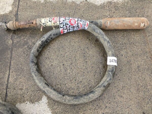 UNRESERVED 3" Pneumatic Poker Hose