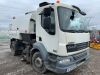 2011 DAF LF 55.220 Johnston VT650 Sweeper Body - 7