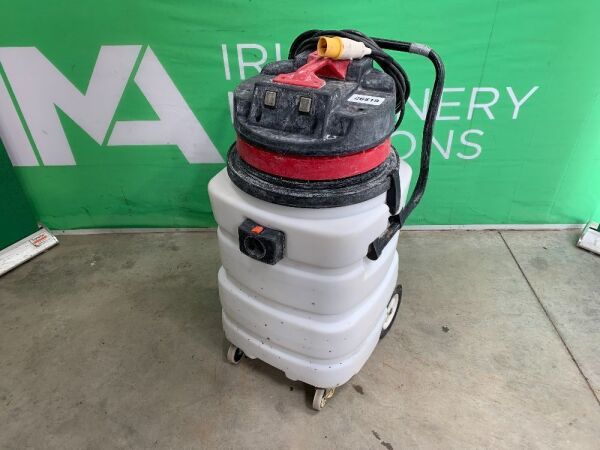 Wet/Dry 110v Vacuum