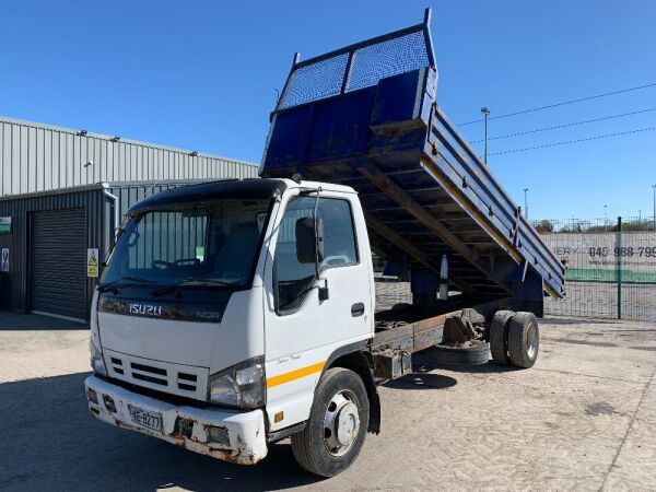 2007 Isuzu NQR 75 Tipper