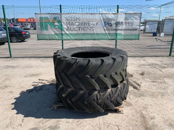 UNRESERVED 540/65/30 - Kleber 500 & 9.50/16.5 Tyres