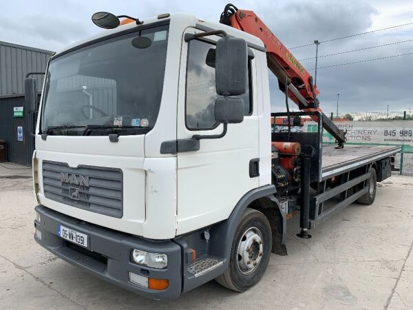 2005 MAN 12.180 Flatbed c/w 2005 Palfinger PKG12001 Extendable Crane