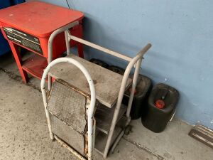 UNRESERVED Trolley and Stepladder