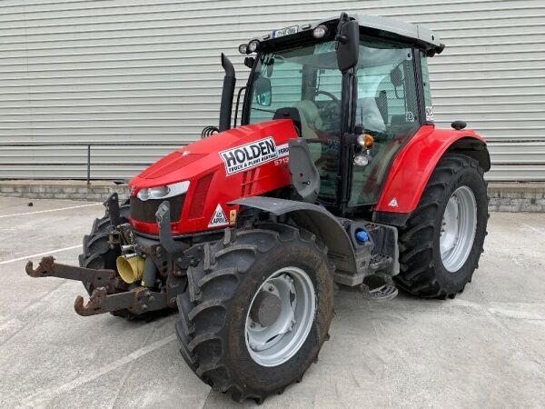 2017 Massey Ferguson 5713SL Dyna-4 4WD Tractor c/w Front Linkage & Front PTO