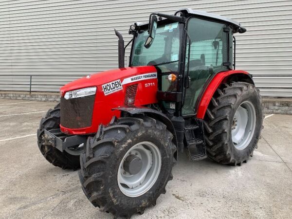 2018 Massey Ferguson 5711 4WD Tractor