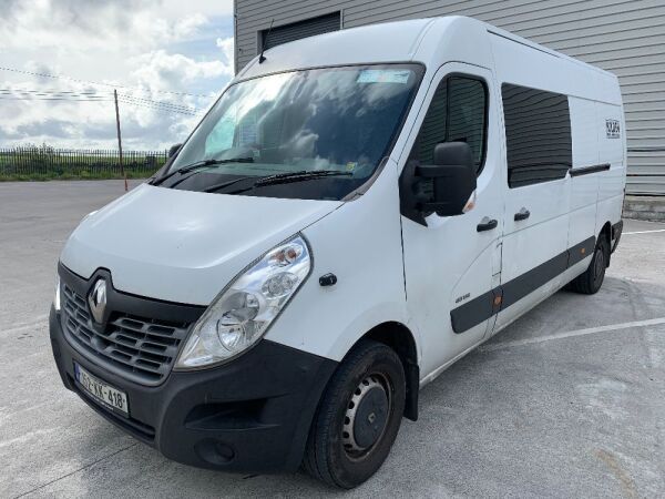 UNRESERVED 2015 Renault Master III FWD DCI 125 Crew Cab Van