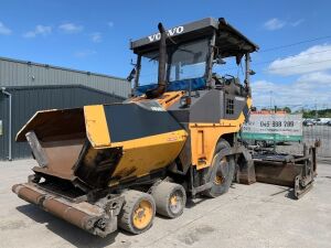 2008 Volvo Titan 6870 Wheeled Asphalt Paver