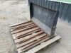 UNRESERVED 3.5FT Dung Forks - 2