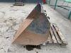 UNRESERVED 5FT Loader Bucket - 4