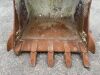 UNRESERVED 3.5FT Digging Bucket (60mm Pins) - 9