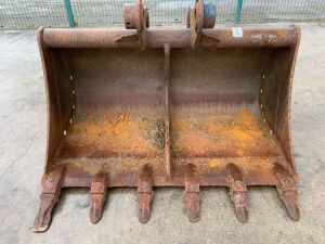 UNRESERVED Tighe 5FT Ditching Bucket (65mm Pins)