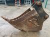 UNRESERVED Tighe V Drain Bucket (40mm Pins) - 2