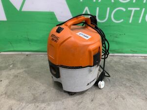 UNRESERVED Stihl SE61 Vacuum
