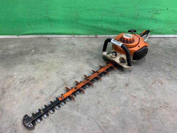 UNRESERVED Stihl HS56C Petrol Hedge Trimmer