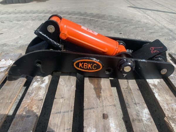 UNUSED Kabonc KBKC30 30" Hydraulic Excavator Thumb