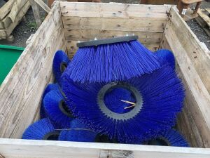 UNRESERVED Pallet Box Of Sweeper Brushes