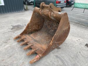 UNRESERVED Tighe 4.5FT Digging Bucket (80mm) - 22