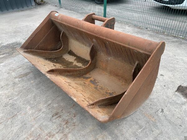 6FT 3" Grading Bucket (65mm) - 15