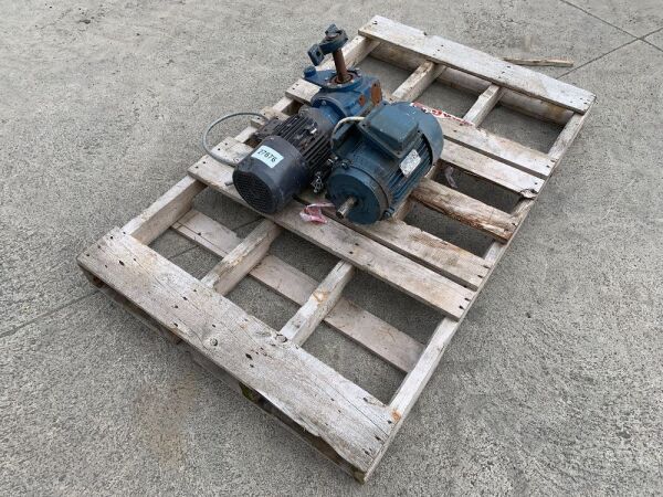 UNRESERVED 3 Phase Lather Motor & Gearbox