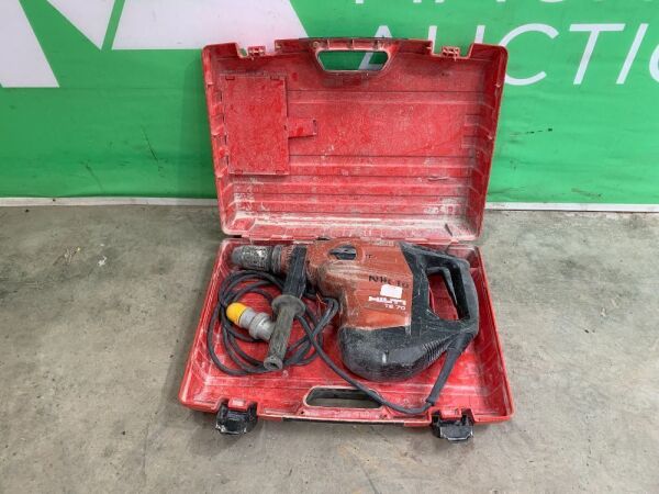 Hilti TE70-AVR 110v Demolition Drill c/w 3 x Chisels