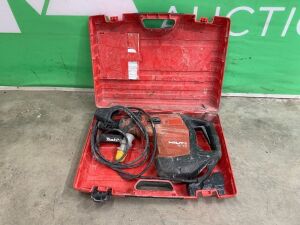 Hilti TE70-AVR 110v Demolition Drill c/w 3 x Chisels