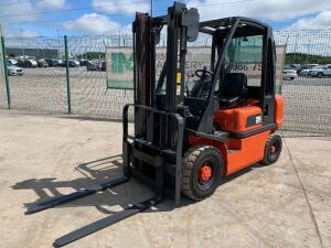 Nissan 2.5T Diesel Forklift