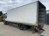 UNRESERVED 2005 Renault 220DXI Crew Cab Box Truck c/w Tail Lift - 3