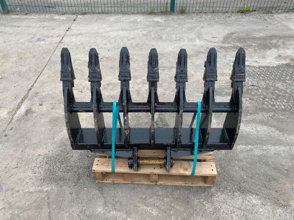 UNUSED 3FT Excavator Root Rake (35mm)