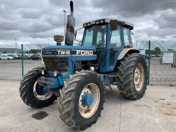 1988 Ford TW-15 4WD Tractor