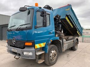 UNRESERVED 2001 Mercedes Benz Mercedes 1317 A136 Atego Tipper & HIAB Crane