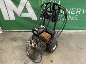 UNRESERVED Hyundai Petrol Power Washer