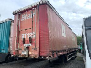 UNRESERVED 2003 SDC Tri Axle Curtainsider Trailer