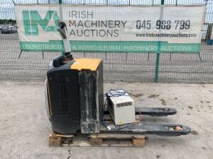 2008 Caterpillar NPV20N Electric Pallet Truck c/w Charger - No Key